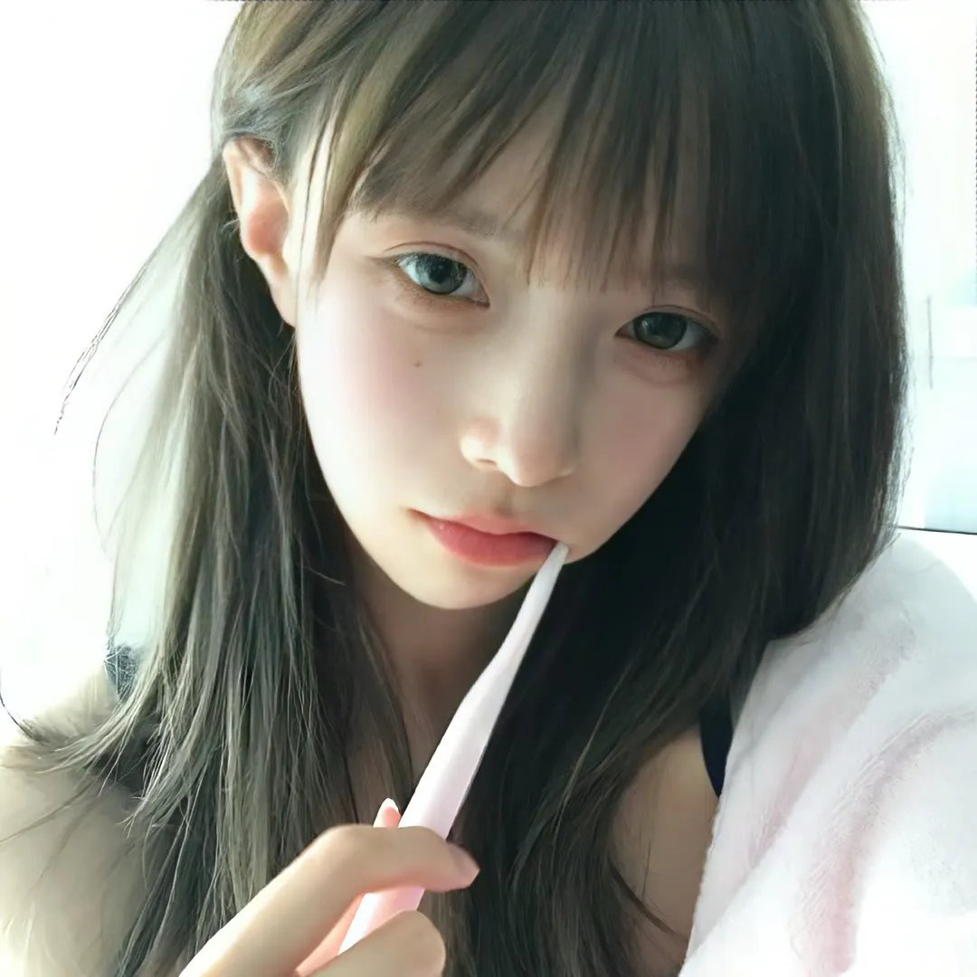 两个人一双手